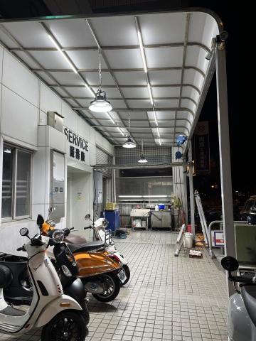 居易室內裝修(室內設計/裝潢/統包/水電/網路/驗屋) - 安裝天井燈、環境照明燈具。 居易室內裝修(室內設計/裝潢/統包/水電/網路/驗屋) - 安裝天井燈、環境照明燈具。