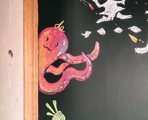 土葡萄插畫設計 - 一個物件/100$/個人使用
手繪、電繪、q版、線稿我出

商業使用/官網/看圖複雜程度/上圖為200-500$之間
商業使用/營利/面議
