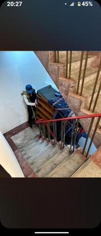 泰祥鋼琴專業搬運 - 直立鋼琴樓梯搬運