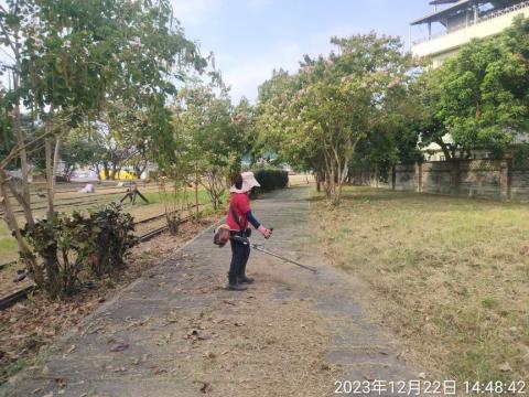 喜悅園藝企業行 - 雜草清除作業