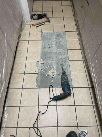 小郭 - 磁磚彭共拆除