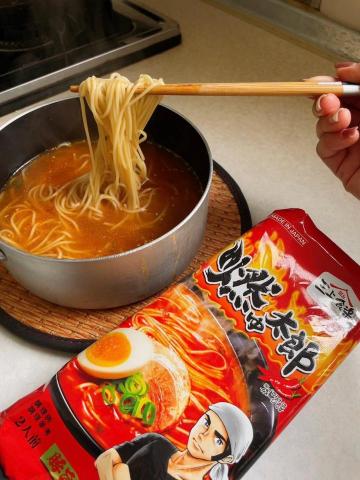 崔普小哀 - [燃太郎拉麵]