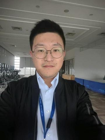 提供高中物理服務的專家簡郁軒