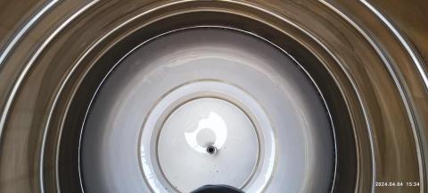 黃友南 - 清洗水塔