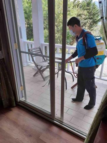 日心環保防治 - 環境害蟲噴藥防治