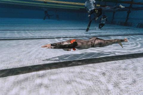 Chelsea 教練 -  自由潛水比賽-無蹼項目