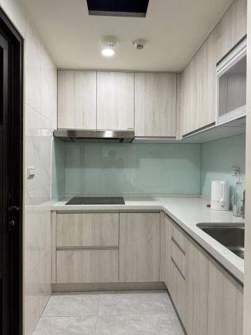 陳富銚 - 淺色木紋真的很好看，些許的紋路讓整體不單調