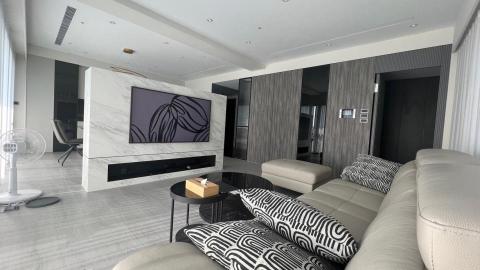 樂米統包裝修公司 - 大坪數客廳設計現場照