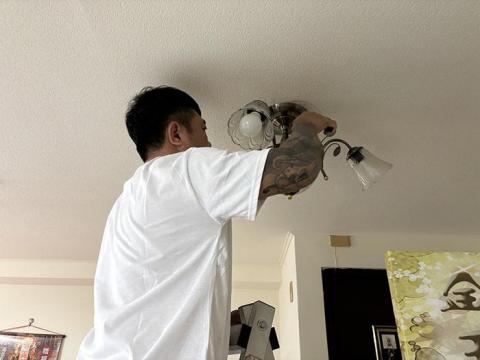 鑫滙個人工作室 - 燈具拆除及安裝 鑫滙個人工作室 - 燈具拆除及安裝