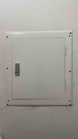 元宇通訊工程行 - 安裝外掛式電信箱蓋