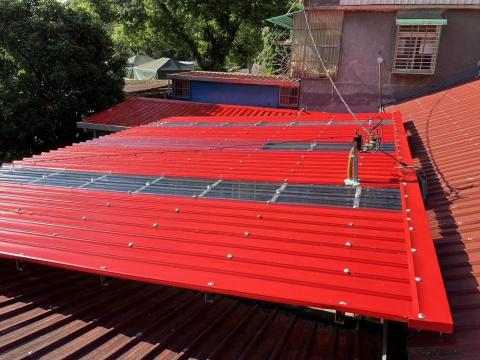 弘奇工程行 - 文山區指南宮山上烤漆鐵皮屋，雨棚