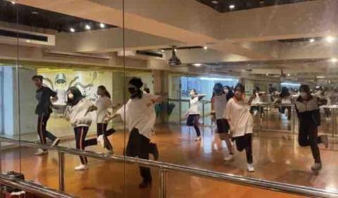 李瑋婷 - 學校社團課