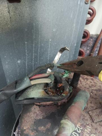 利捷空調水電 - 壓縮機燒毀