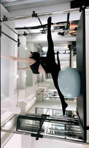 張馨予 - 高難度動作