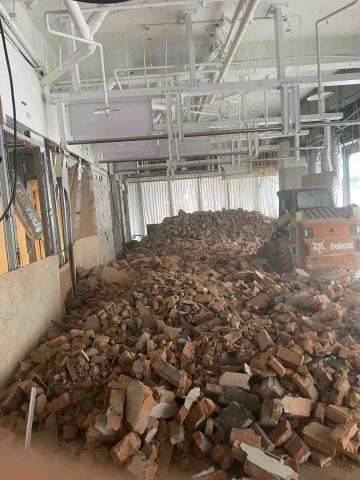 寶鑫/為大拆除工程有限公司 - 