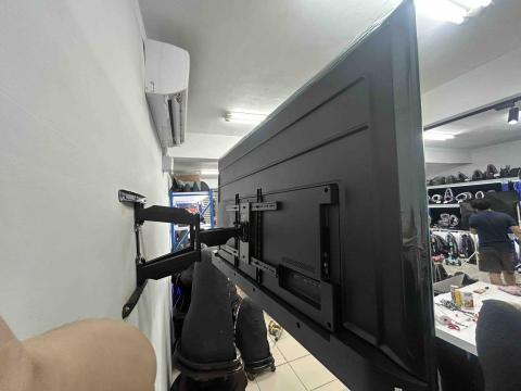 水電職人 - 70寸伸縮自如有掛架