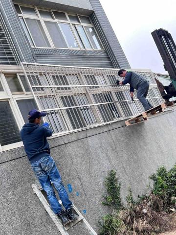 昆燦企業有限公司 - 