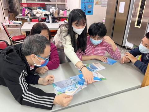 紀欣妤 - 服務學習