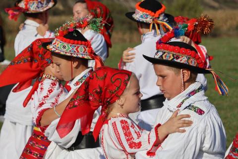 Chelle - 祭典人像攝影(羅馬尼亞)