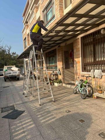 振承企業社 - 塑鋁板採光罩