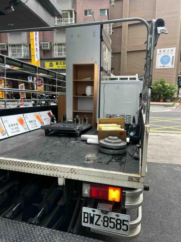 洪偉清 - 4/10冰箱載運：蘆洲<八里