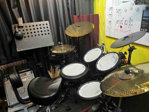 專業爵士鼓 許老師 - 