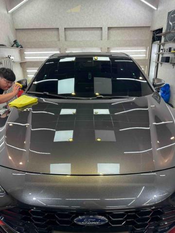 SL升亮車體美研 -  FORD FOCUS STLINE 基礎拋光鏡面美容、日本進口鑽石鍍膜！