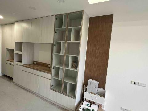 Hao細鋁框推拉門 - 展示櫃開門