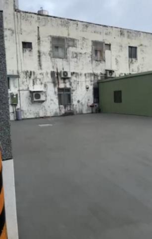 楊亞強 - 戶外停車場