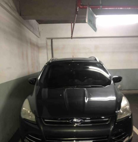 王先生 - 5人座休旅