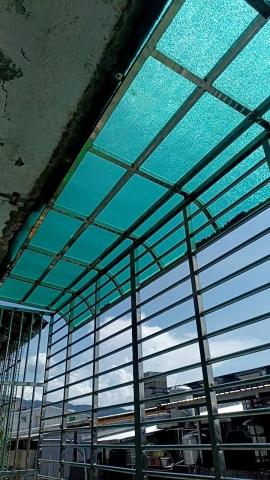 永立工程行 - 白鐵防盜窗