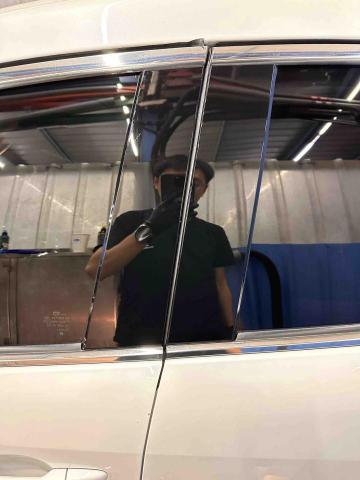 K.c車體鍍膜美研 - B柱拋光後