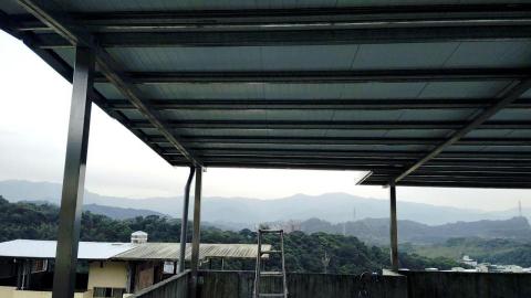 永立工程行 - 白鐵雙層浪板，三明治，搭設，屋頂加蓋