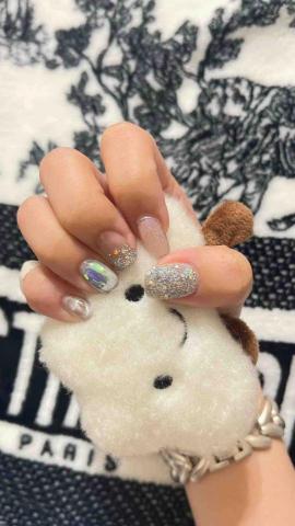 彤彤 - 美甲作品