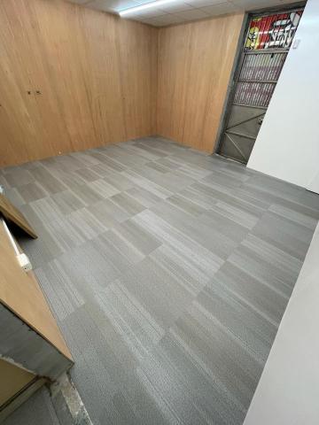 敦品窗簾-阿烜 - 塑膠地磚-方塊磚