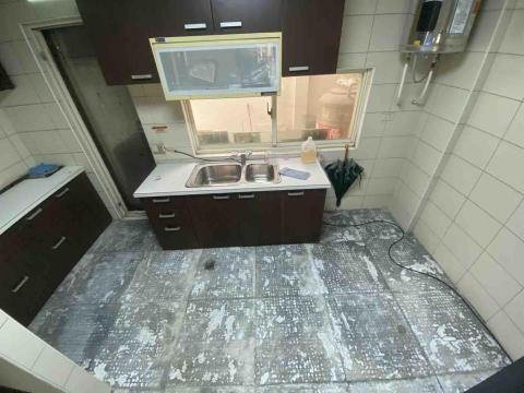 張少剛 - 地面磁磚膨脹破裂打除