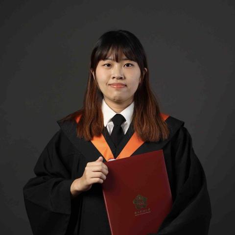 提供高中化學服務的專家蕭于涵