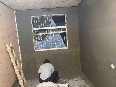 事事怡企業社 專業泥作房屋修繕大小事 - 粗皮打底防水三道 事事怡企業社 專業泥作房屋修繕大小事 - 粗皮打底防水三道