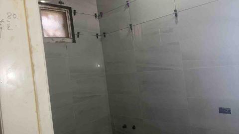 事事怡企業社 專業泥作房屋修繕大小事 - 廁所壁磚 事事怡企業社 專業泥作房屋修繕大小事 - 廁所壁磚