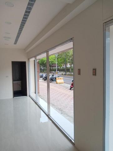 匠心鐵作坊 - 新竹店面門面落地窗骨架 匠心鐵作坊 - 新竹店面門面落地窗骨架