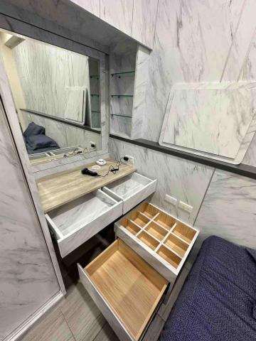 勝晉裝潢工程行 - 客製化化妝桌、可收納化妝椅