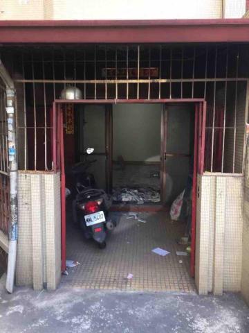 立馨空間設計 - 公寓大門翻修前