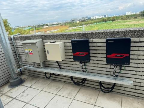 李生 - 太陽光電設備