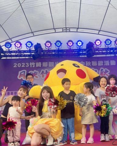 LuLu帶動唱姐姐/張苡蕎 - 地方政府中秋晚會唱跳