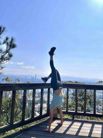 江晏庭 瑜伽老師 - 