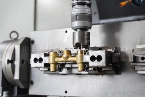 CmiChang張西米商業攝影工作室 - 製程攝影｜車床洗床攝影
