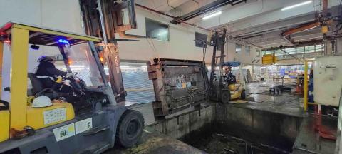 東升工程 - 重機械拆除