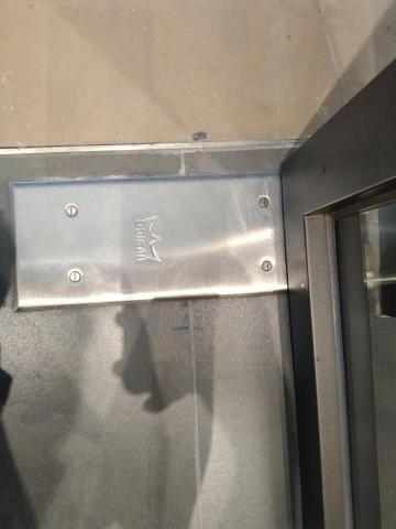 清文有限公司 - 維修地鉸鏈