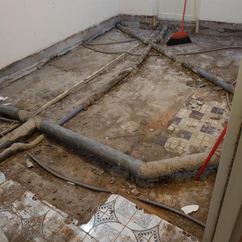 修家工程 - 架高地板  反潮腐爛（拆除）