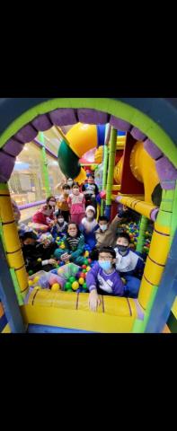 Jake's American English  - 歡樂球池時間～